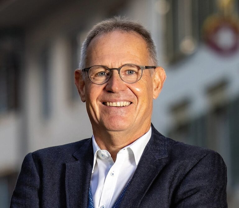 Lieber Stefan Nünlist, als Leiter Unternehmenskommunikation bei Swisscom haben Sie schon mehrere geniale Werbeideen ausgeheckt. Jetzt haben Sie eine Idee entwickelt, die viel mehr als Werbung ist