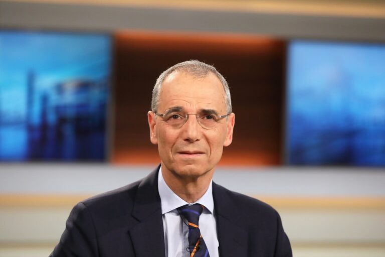 Prof. Dr. Michael Wolffsohn (Historiker) in der ARD-Talkshow ANNE WILL am 09.04.2017 in Berlin..Thema der Sendung: Trump bekaempft Assad - Droht jetzt ein globaler Konflikt? | Verwendung weltweit (KEYSTONE/DPA/Eventpress Stauffenberg)