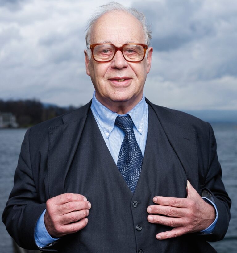 Lieber Jean Ziegler, Schwarzweissdenken ist heute bei jungen Menschen wieder Mode. Für dich, den Genfer Schreibstubenrevolutionär, dürfte dies eine späte Genugtuung sein