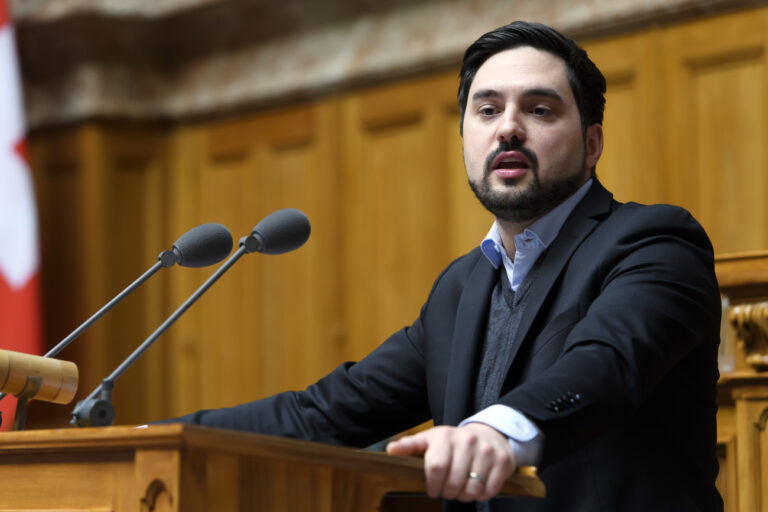 Cedric Wermuth, SP-AG, spricht waehrend der Fruehlingsession der Eidgenoessischen Raete, am Donnerstag, 5. Maerz 2020 im Nationalrat in Bern. (KEYSTONE/Anthony Anex)