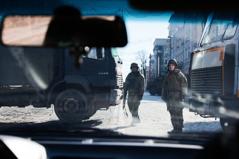 Wie kommt ein Journalist heute in die ukrainische Hauptstadt? Weltwoche-Reporter Kurt Pelda ist auf dem Weg nach Kiew. Ein Erfahrungsbericht