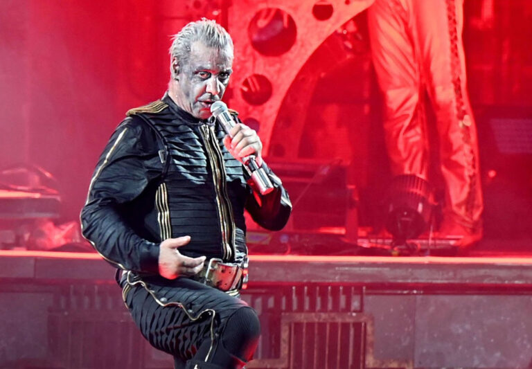 Glück und Groupies: Das angebliche Sexmonster Till Lindemann wirkt auf Frauen weiterhin attraktiv. Das ist auch völlig okay. Egal, was die Spiesser sagen