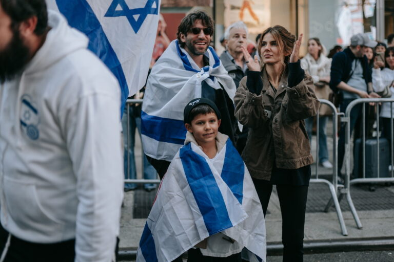 epa11338312 Supporters of Israel gather in Times Square to mark the country's first Memorial Day since the October 7, 2023 attack in New York, New York, USA, 13 May 2024. Israel's annual Remembrance Day, dedicated to fallen IDF soldiers and civilian victims of terror, has taken on new significance in the aftermath of the worst terrorist attack in the country's history. Pro-Palestine and pro-Israel protests are continuing nationwide, with pro-Israel protesters calling for war until the complete annihilation of Hamas. EPA/OLGA FEDOROVA