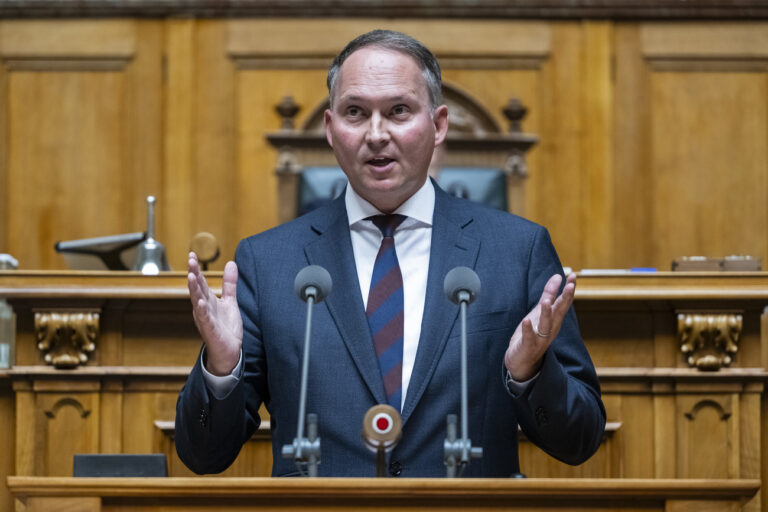 Simon Michel, FDP-SO, spricht zur Beziehung der Schweiz zur EU, an der Herbstsession der Eidgenoessischen Raete, am Montag, 9. September 2024 im Nationalrat in Bern. (KEYSTONE/Alessandro della Valle)