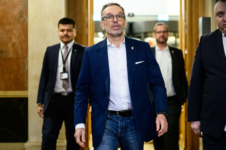 ABD0068_20250107 - WIEN - ÖSTERREICH: Bundesparteiobmann Herbert Kickl (FPÖ) am Dienstag, 07. Jänner 2025, anl. des FPÖ Präsidiums, in Wien. - FOTO: APA/MAX SLOVENCIK