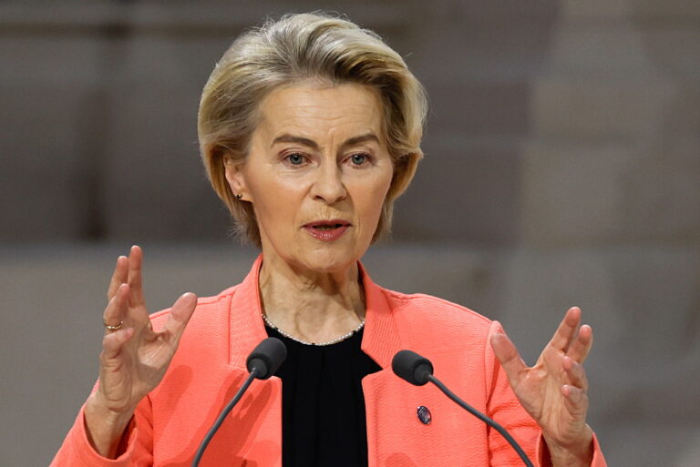 epa11888325 European Commission President Ursula von der Leyen delivers a speech during a plenary session of the Artificial Intelligence (AI) Action Summit at the Grand Palais in Paris, France, 11 February 2025. The summit takes place from 10 to 11 February. EPA/MOHAMMED BADRA