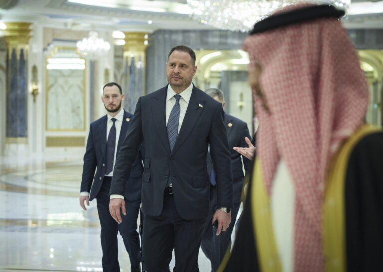 epa11955723 A handout photo made available by the Ukrainian Presidential Press Service shows the Head of the Presidential Office of Ukraine Andriy Yermak with delegation members arriving for a meeting with US officials in Jeddah, Saudi Arabia, 11 March 2025. US and Ukrainian officials are holding talks in Jeddah to find a path for peace in the Ukraine. EPA/UKRAINE PRESIDENTIAL PRESS SERVICE HANDOUT HANDOUT HANDOUT EDITORIAL USE ONLY/NO SALES