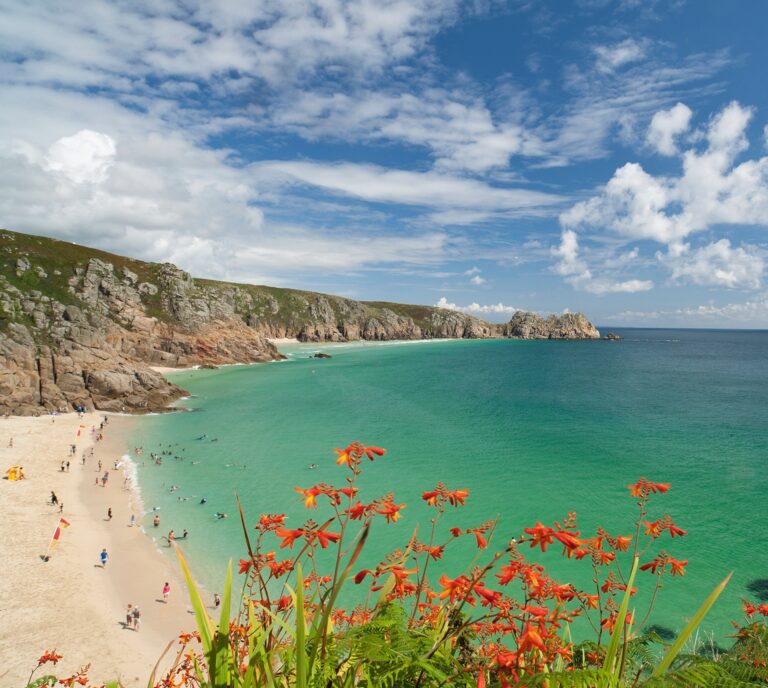 Liebeserklärung an Cornwall: Die einzigartige Region im Südwesten Grossbritanniens glänzt landschaftlich und kulturell. Eine Sommerreise in ein europäisches Paradies, auf den Spuren des heutigen Königs