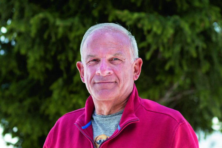 TAKDMH Portrait von Peter Hahne, deutscher Fernsehmoderator, waehrend dem Skiurlaub auf der Bettmeralp, Wallis, Schweiz, am Samstag 20. April 2019. (Foto: Dominic Steinmann)