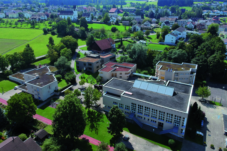 Schluss mit Kalk im Schulhaus Breiti