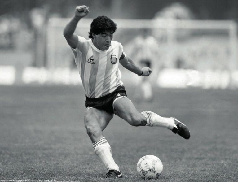 Diego Armando Maradona (1960 – 2020)